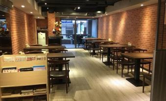 Dahshin Hotel