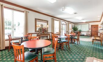 Plantation Oaks - Housity