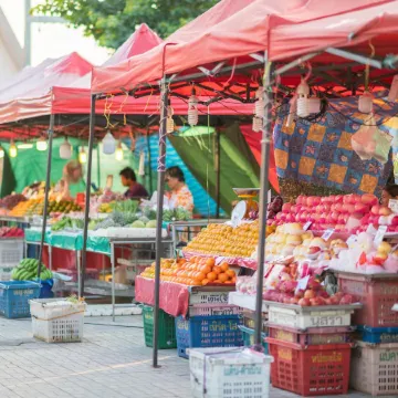 CBD Hotel Suratthani Отели рядом с достопримечательностью «Парк «Си-Тапи»»
