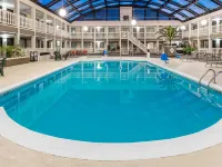 AmericInn by Wyndham Janesville - Pools