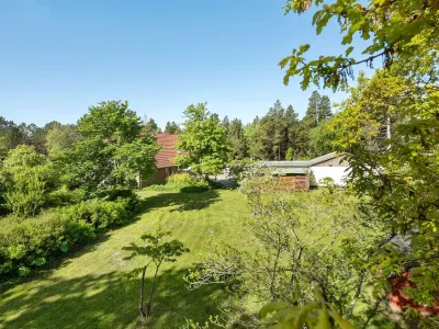 "Iiro" - 2.5km from the Sea