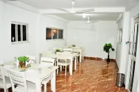 Sakura House Hotels in Gaya