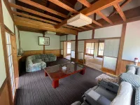 A Private Old Private House with an Open-Air Bath Hoteles en Minamiuonuma