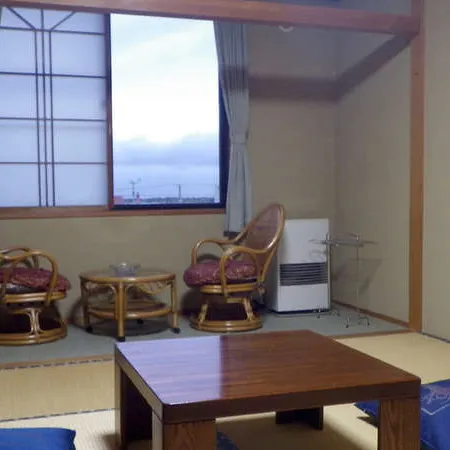 Nakahara Ryokan Отели в г. Рисири