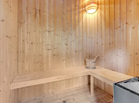 "Asgard" - 500m from the Sea