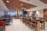Holiday Inn Express Radcliff - Fort Knox by IHG - Aamiainen