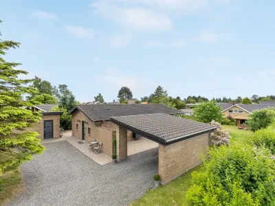 "Evangelia" - 1.2km from the Sea Hotels in 