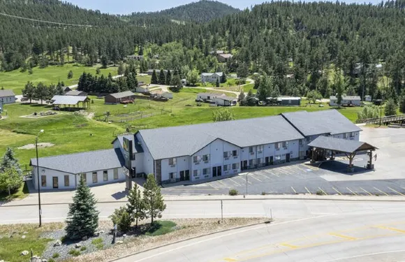 春常賓館和套房