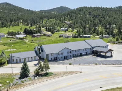 EverSpring Inn & Suites Hotels in West Pennington
