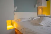 Hotel Du Cavier Hotels in Avrille