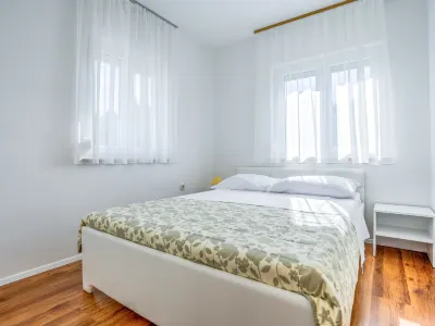 File Hotels near Oleificio Mate