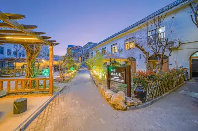 QIANAN HOTEl WISDOM（Zhongyuesongshan Shop） Hotels near North China University of Water Resources and Electric Power Chinese Promotion Undergraduate Part