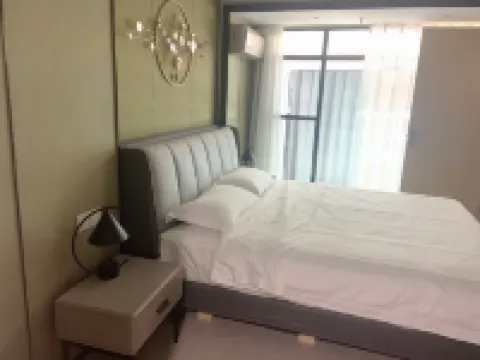 Xizha Jingqu Loft with Luxury Decor (Huanhe Road Branch)