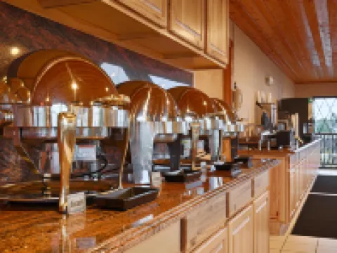 Best Western Plus Dockside Waterfront Inn Hotels in Mackinaw Township