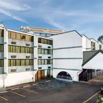 Days Inn by Wyndham Scranton PA