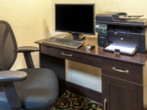 ベイモント バイ ウィンダム アマリロ イースト アマリロのホテル