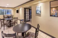 Ramada by Wyndham Ontario - sarapan
