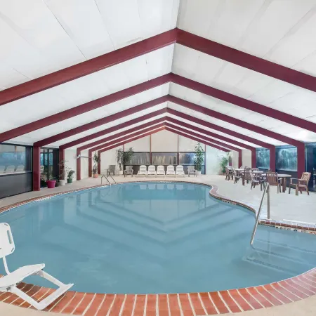 Howard Johnson by Wyndham Saugerties, NY
