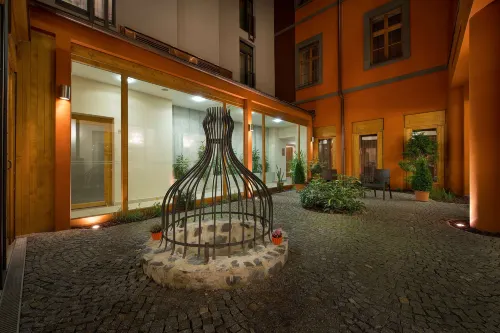 EA Embassy Prague Hotel - balcony