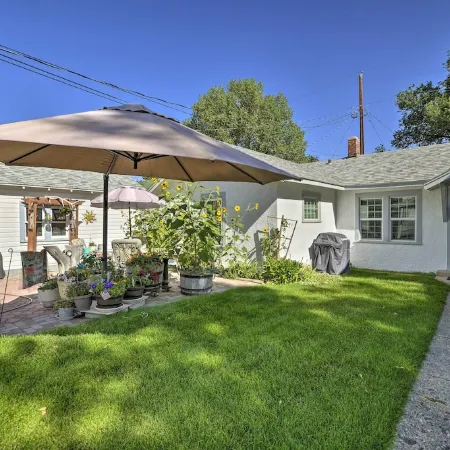 Well-Equipped Cody Cottage: 2 Mi to Cody Rodeo!
