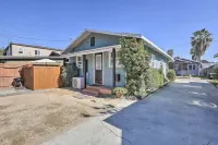 Charming Craftsman Cottage with Garden and Hot Tub! Hotels near Athletics Department