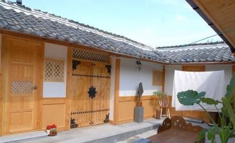 Moran Hanok Guesthouse