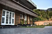 Camp Cedar Hotels in Mandi