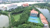Song Hong Resort Hotels in Tích Sơn