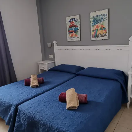 Oasis Royal 2 Dormitorios 3 Piscinas+Fibra Óptica
