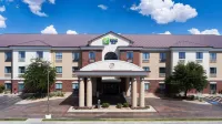 Holiday Inn Express & Suites Midland Loop 250 Hotels in Midland