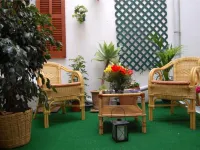 Hostal Ca'n Tiu Hotels in Consell