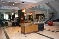 Crown Hotel - parking
