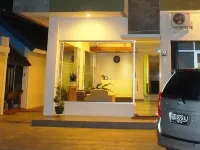 Jodipati Hotel Bengkulu فنادق في Ratu Agung