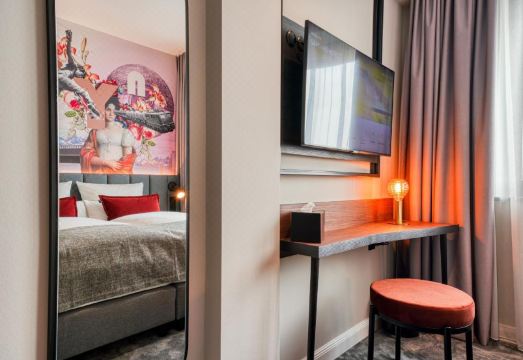 4. 비엔나 하우스 ..