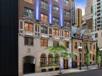 Holiday Inn Express CHICAGO - MAGNIFICENT MILE by IHG Hotels near Wicker Park