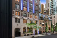 Holiday Inn Express Chicago - Magnificent Mile