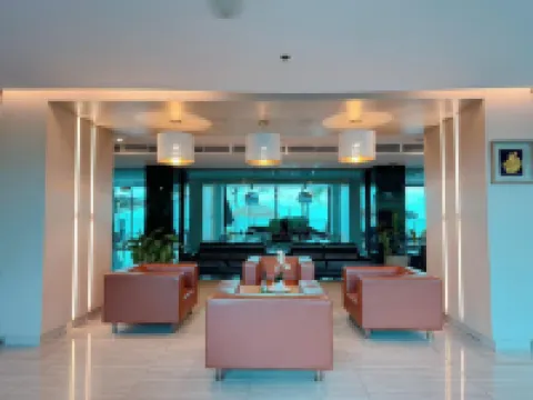 Golden Dragon Beach Resort Pattaya (Bang Lamung) レムチャバンのホテル