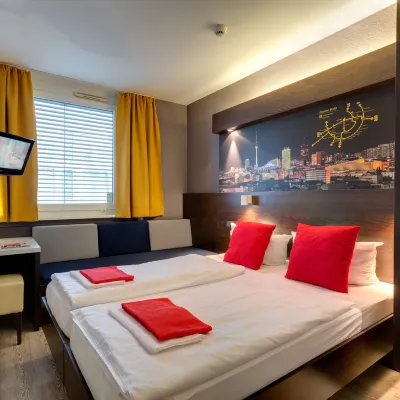 Meininger Hotel Berlin Hauptbahnhof パリザー広場周辺のホテル