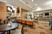 Hilton Garden Inn Fort Collins - Breakfast
