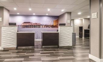 La Quinta Inn & Suites by Wyndham Myrtle Beach - N Kings Hwy