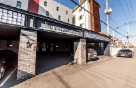 春川市城市酒店 鄰近春川的酒店