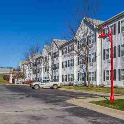 Revel Hotel des Moines Urbandale, Tapestry Collection by Hilton Hotel Exterior