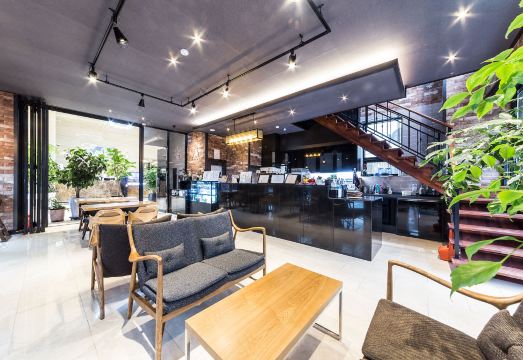 더 프린스 호텔