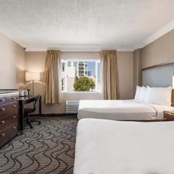 Jack London Inn