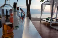 拉丹那普拉海灘度假村 - 酒吧