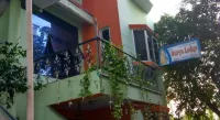 Suriya Lodge Hotel a Velanganni