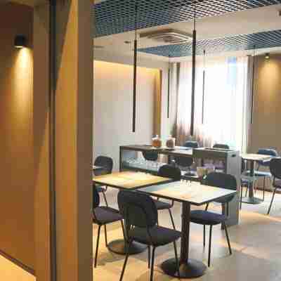 The City Hotel Ancona Dining/Meeting Rooms