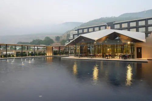 Marasa Sarovar Premiere