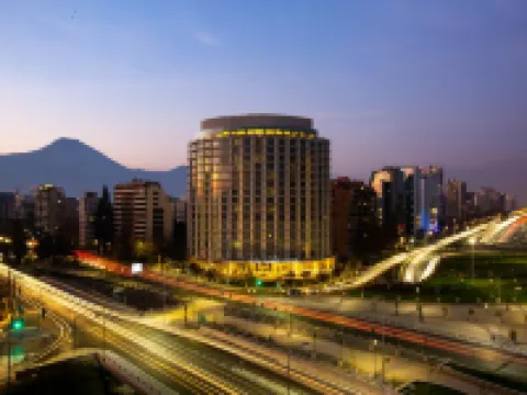 DoubleTree by Hilton Santiago Kennedy Hotels in Santiago