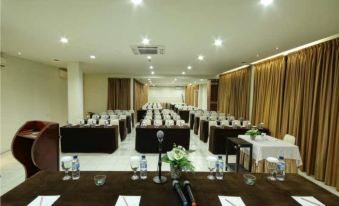 The Pade Hotel